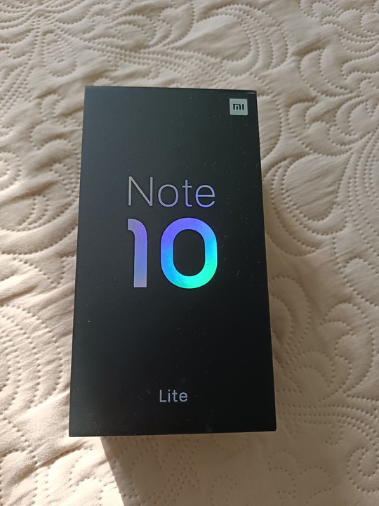 Продам телефон Mi note 10