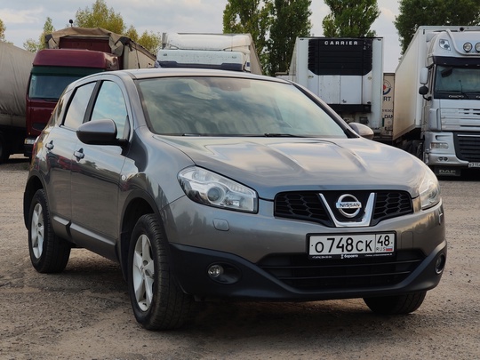 ➡ В продаже: Nissan Qashqai (2)