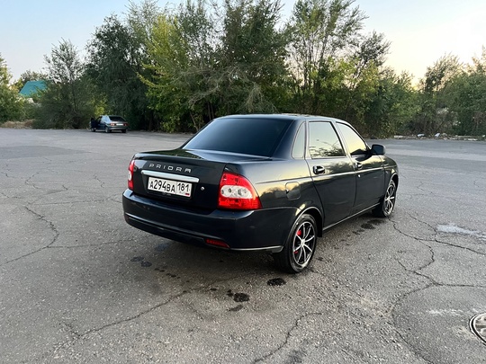 Продам LADA PRIORA 2009 год (4)