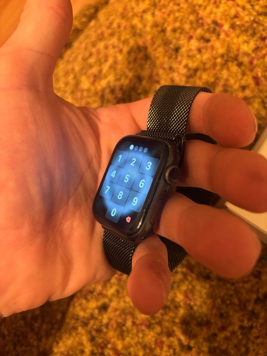 Продаю оригинальные Apple Watch 6 (6)