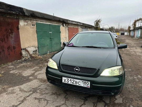 Opel Astra G 
2000 года