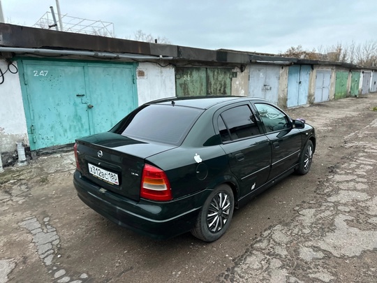 Opel Astra G 
2000 года (3)