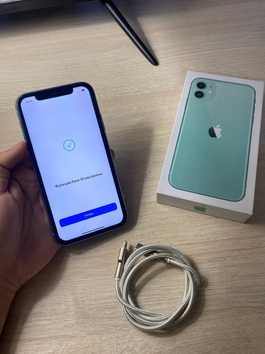 iPhone 11 128gb Green
Состояние Идеал
Face (3)