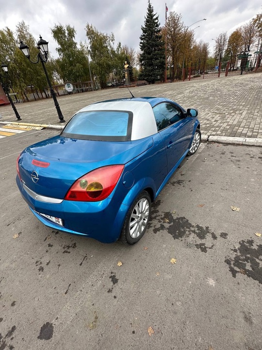 Opel Tigra II кабриолет 2004