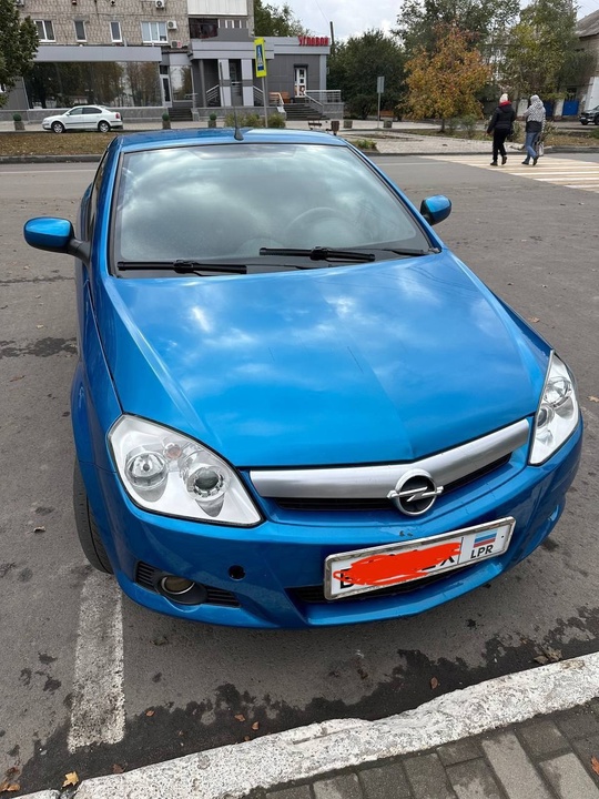 Opel Tigra II кабриолет 2004 (3)