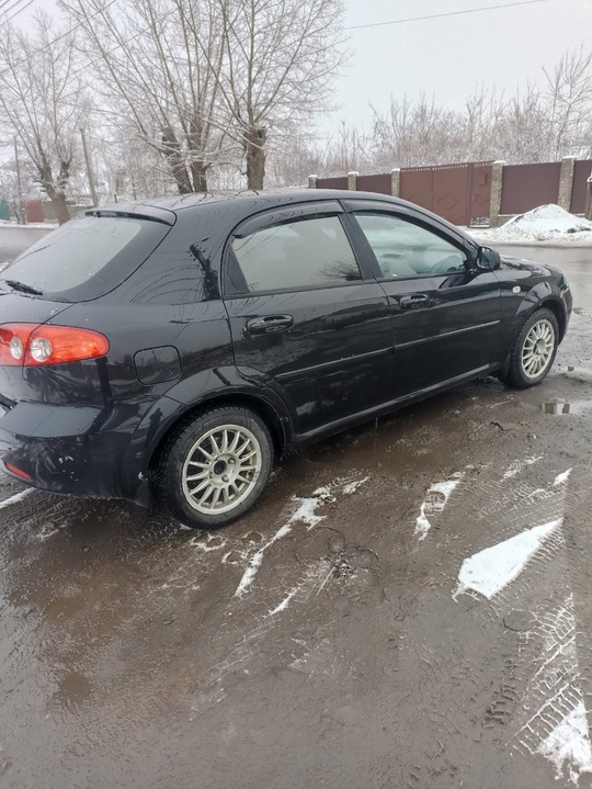 Продам Chevrolet Lacetti.
2009 год выпуска.
Цена (3)