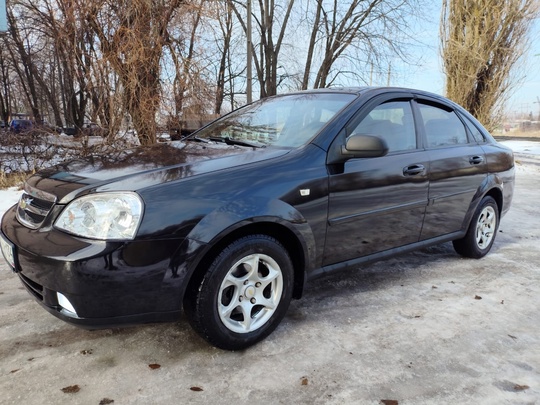 Продам Chevrolet Lacetti.
2006 год выпуска.
Цена (1)