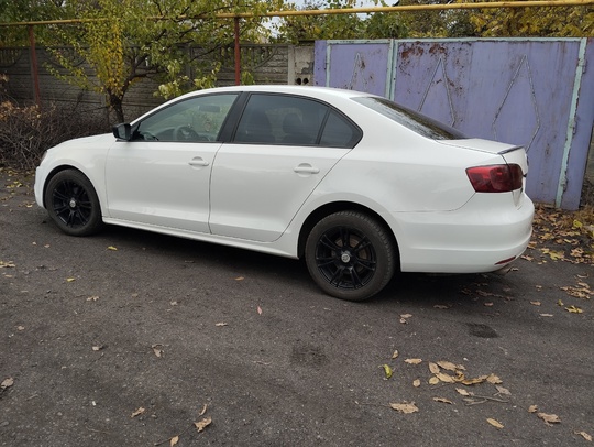 Продам Volkswagen Jetta 6. 2011 (2)