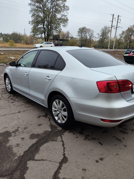 Продам Volkswagen Jetta VI.
2013 год.
Цена (2)