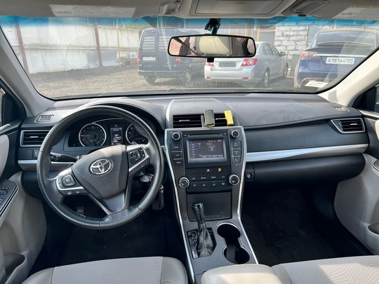 Продам Toyota CAMRY 
2017 ГОДА, (5)