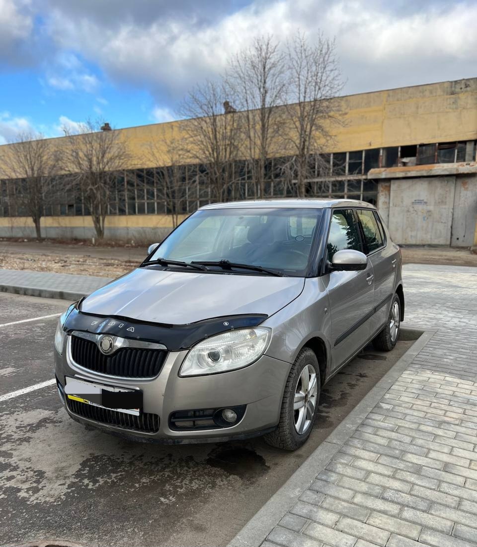 Skoda Fabia/Шкода фабия
1.6, 2010 г.