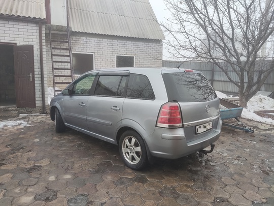 Продам opel zafira B 2006 (3)