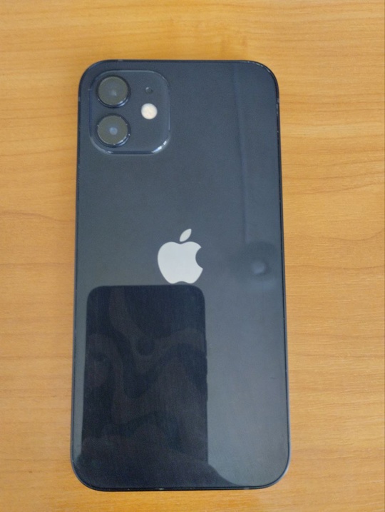 Продам iphonе 12 
64 gb
АКБ (1)