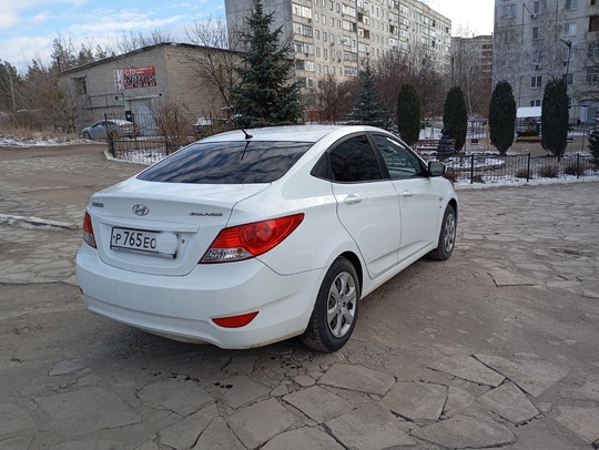 Продаю в хорошие руки Hyundai (1)