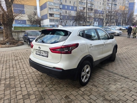 Nissan Qashqai
2019
2.0 бензин, АКПП
Климат-контроль, круиз-контроль, (2)