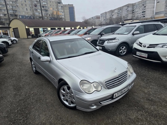 Mercedes-Benz c200 Compressor
2004
2.0 бензин, АКПП, (1)