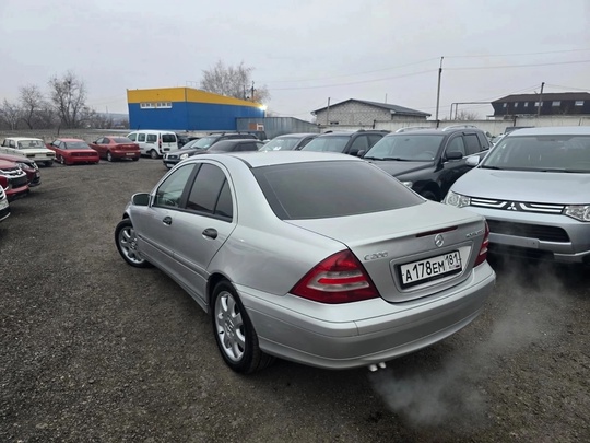 Mercedes-Benz c200 Compressor
2004
2.0 бензин, АКПП, (2)