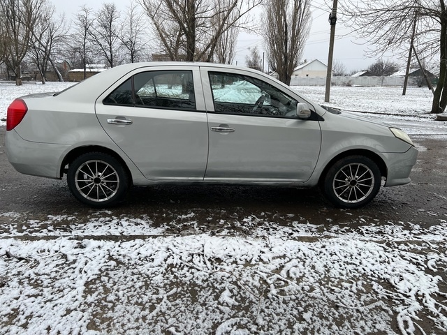 Продам Geely MK 2009 год (7)