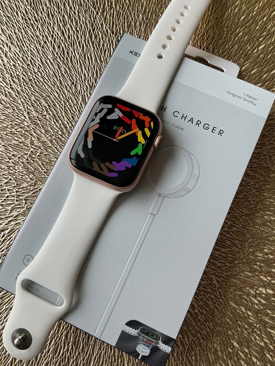 Часы Apple Watch 4(44)цвет Rose (5)