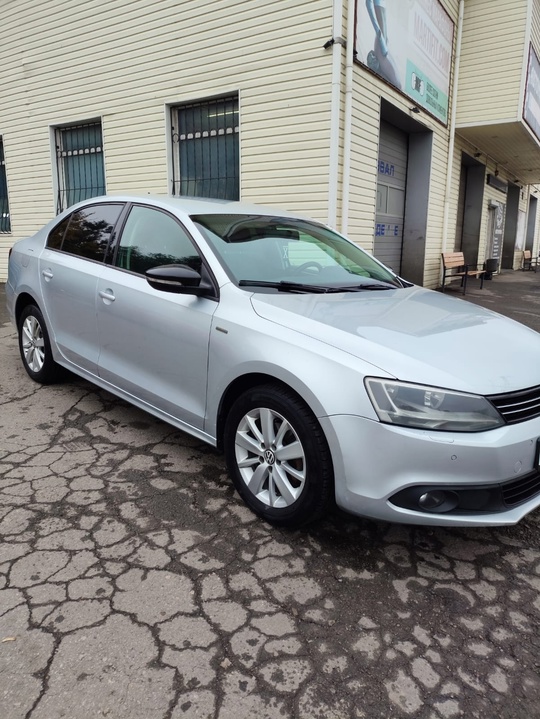 Продам Volkswagen Jetta VI.
2013 год.
Цена