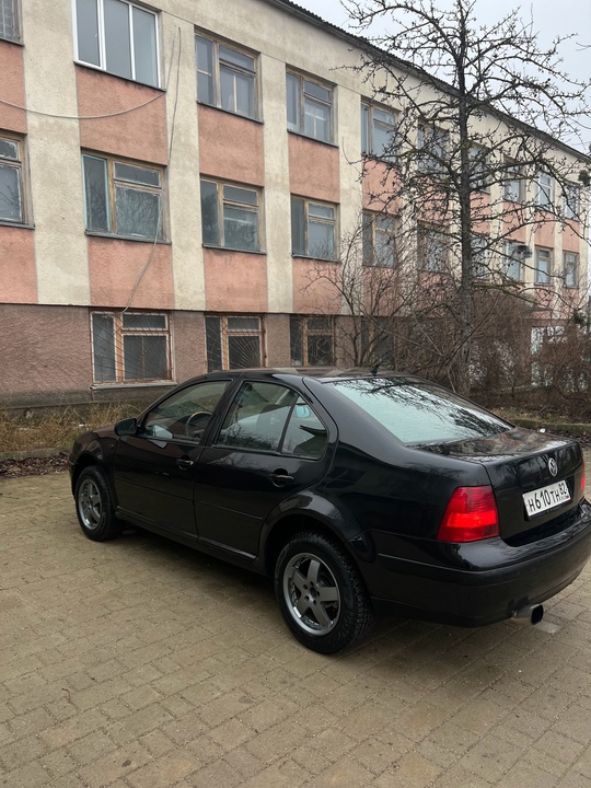 Продам Фольксваген Бора 1999 года (5)