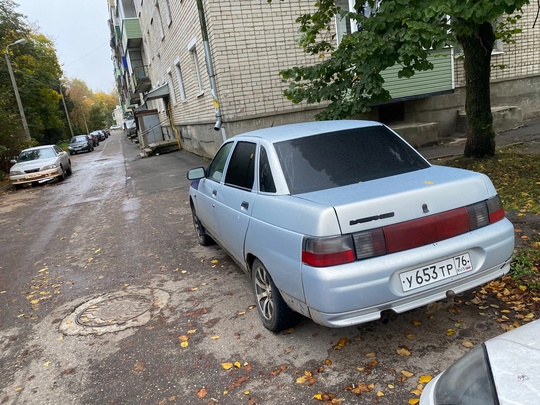 Продам ВАЗ2110  2004 года (3)