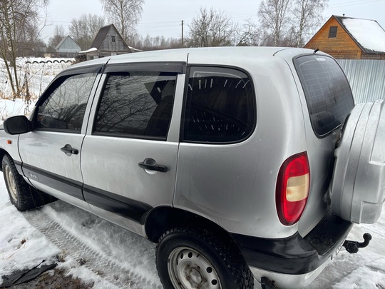 Продам ниву Шевроле 2005г, вся