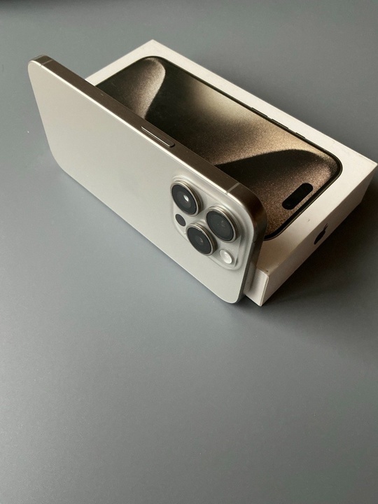 Айфон 15 Pro 128 цвет, (4)