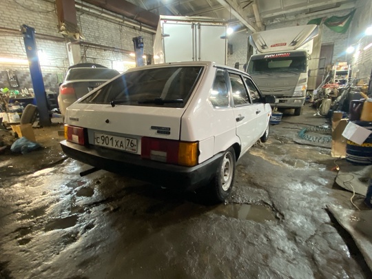 Продам ваз 2109 в хорошем (3)