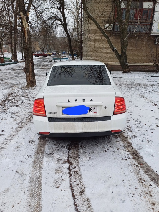 Продам Приору 2016 года выпуска, (1)