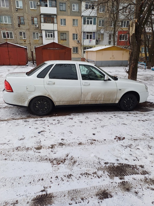 Продам Приору 2016 года выпуска, (2)