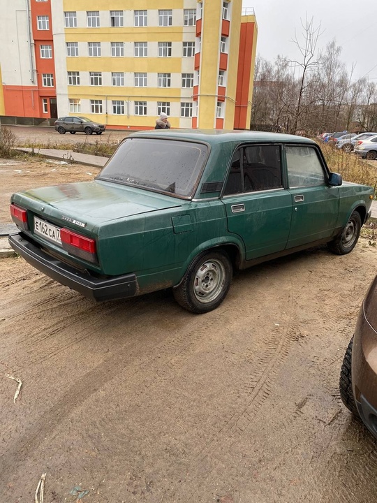 Автомобиль на уверенном ходу, сел (5)