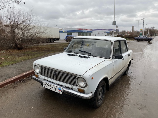 Продам ВАЗ 21013 
Двигатель 1.2
На (1)
