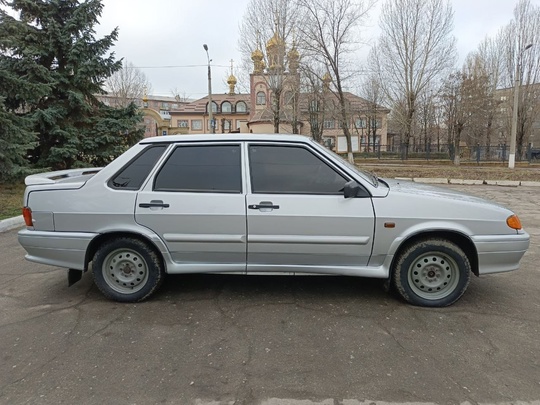 Продаю Ваз 2115 в достойном (5)