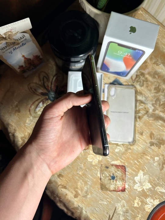 Продам iPhone X/256gb 
Телефон в (2)