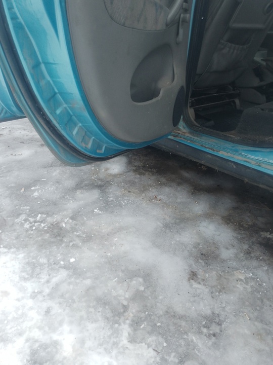 Citroen Xsara Picasso
4 хозяина
На полном (7)