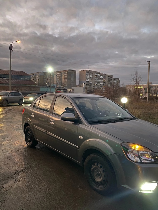 В продаже Kia Rio 2 (2)