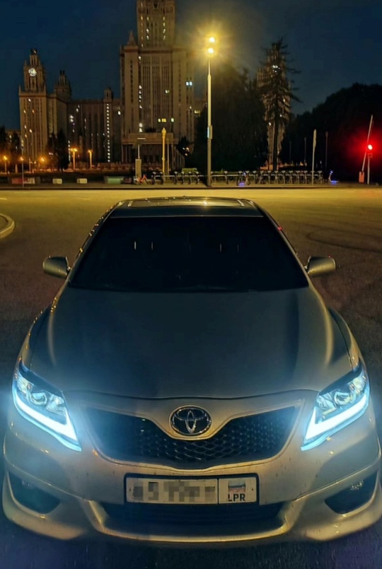 Toyota camry 2.5 Цена 1.450тр
Во