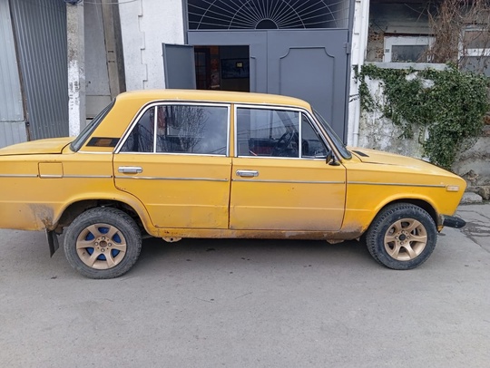 Продам машина в нормальном состоянии (2)