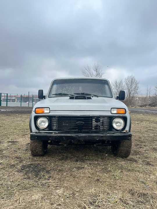 Продам LADA НИВА , 1993