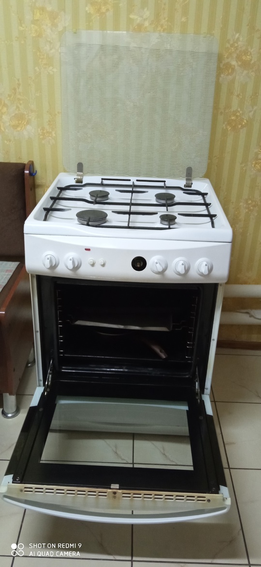Продам газовую печку в Луганске. (1)