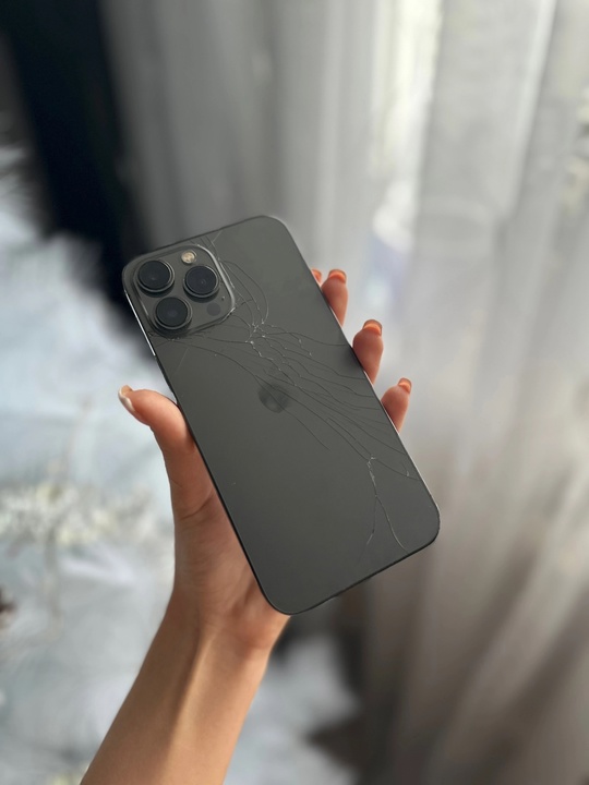 Продам свой iPhone 13 PRO (1)