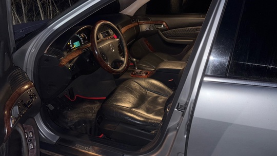 Продаю Мерседес s320w220полной комплектации 
2000года