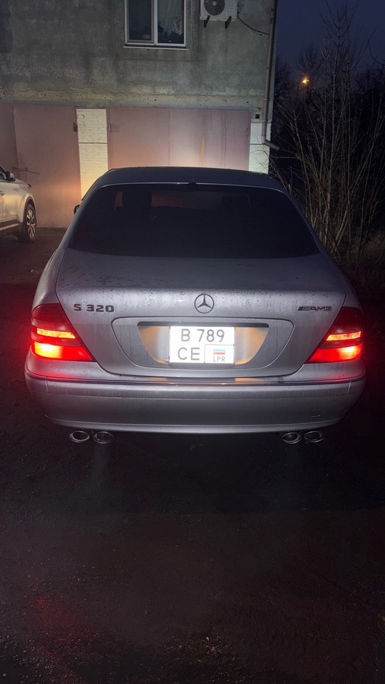 Продаю Мерседес s320w220полной комплектации 
2000года (3)