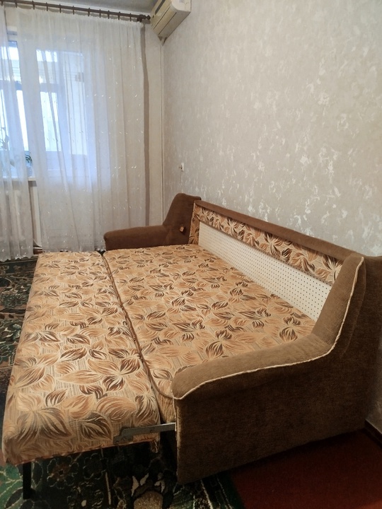 Продам диван в хорошем состоянии (1)