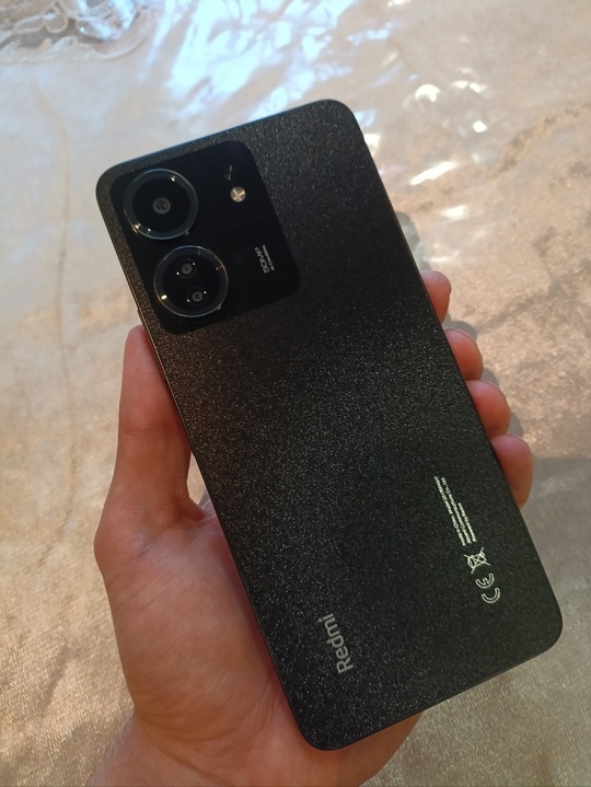Продам Xiaomi redmi 13 8/256