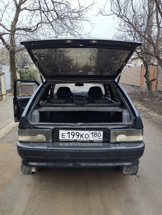 Г Донецк.
Продам! 
Авто стоит на (4)