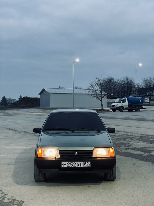 +79781617021 находится в ЗУЕ
265:000₽ торг, (3)