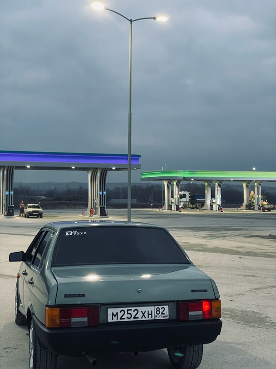 +79781617021 находится в ЗУЕ
265:000₽ торг, (7)