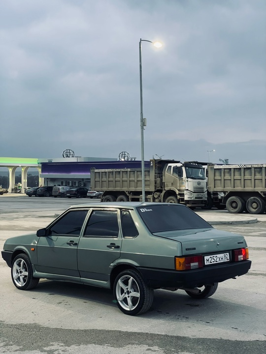 +79781617021 находится в ЗУЕ
265:000₽ торг, (8)